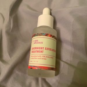 Good molecules overnight exfoliating treatment
